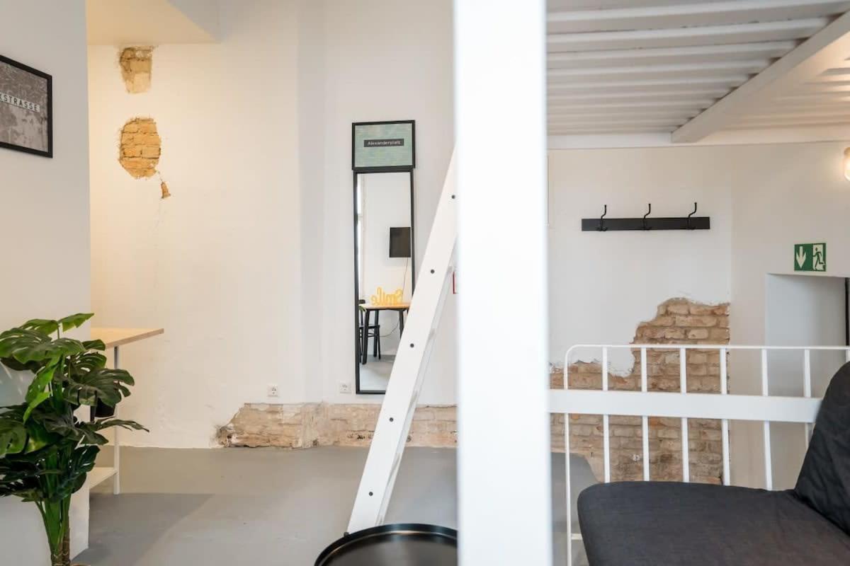 Shabby Chic Plus Self Checkin Plus Free Street Parking Berlin Exterior foto